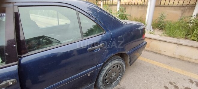 Mercedes C 230 1997, 217,121 km - 2.3 l - Xudat