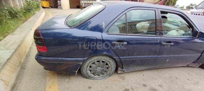 Mercedes C 230 1997, 217,121 km - 2.3 l - Xudat