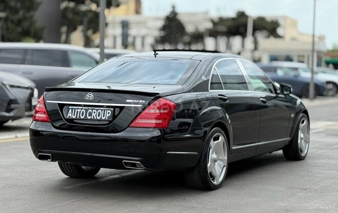 Mercedes S 600-10
