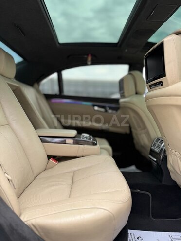 Mercedes S 600-19