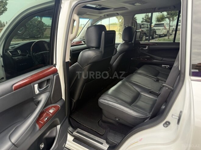 Lexus LX 570-4