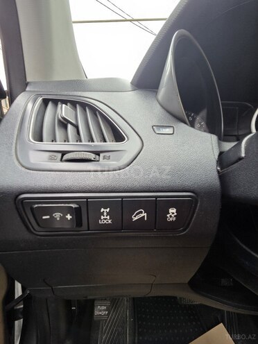 Hyundai ix35 2010, 255,000 km - 2.4 l - Bakı