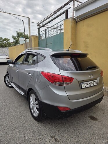 Hyundai ix35 2010, 255,000 km - 2.4 l - Bakı