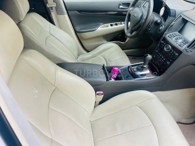 Infiniti  2011, 179,000 km - 3.7 l - Bakı