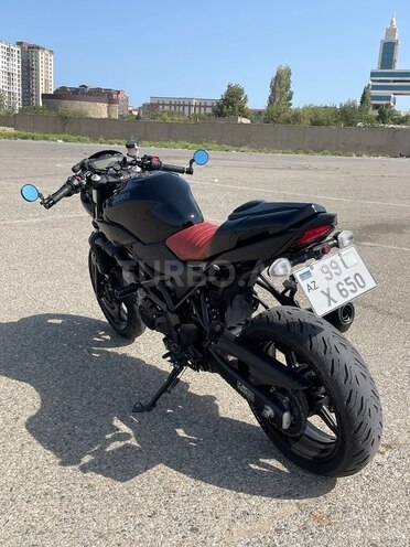 Suzuki SV 650-4