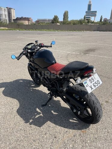 Suzuki SV 650-10