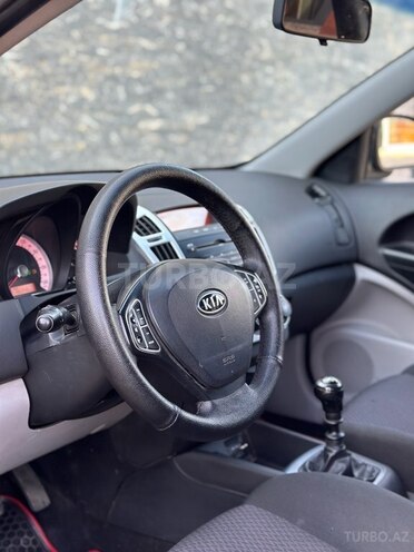 Kia  2008, 197,000 km - 1.6 l - Bakı