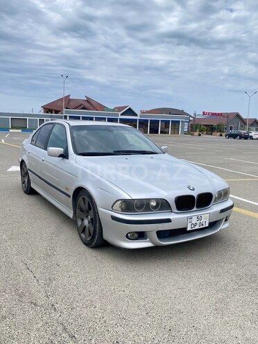 BMW 528 2000, 290,000 km - 2.8 л - Bakı