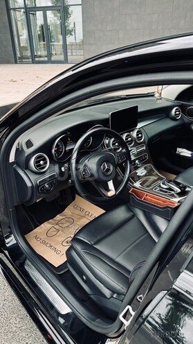 Mercedes C 300-8