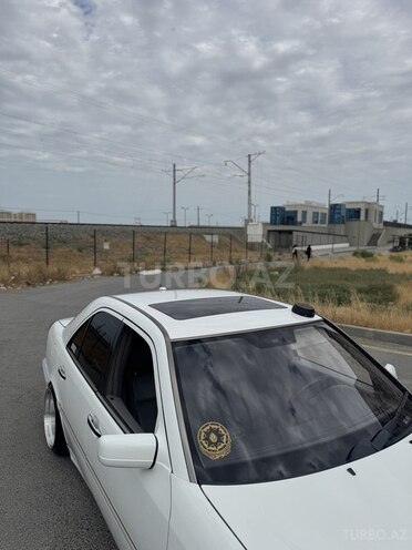 Mercedes C 230 2000, 293,000 km - 2.3 l - Bakı