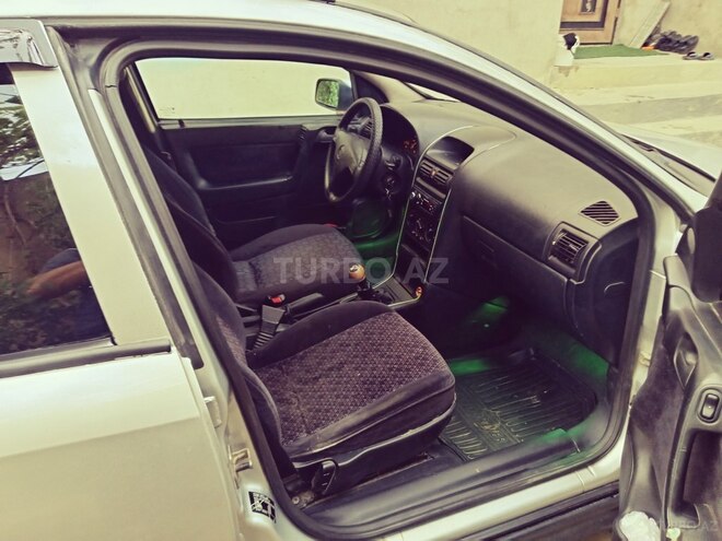 Opel Astra 1998, 250,000 km - 1.6 l - Bakı