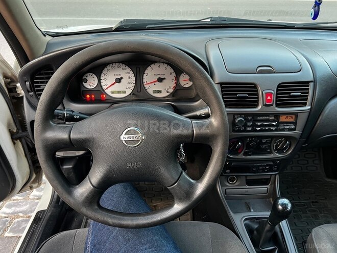 Nissan Sunny 2009, 190,000 km - 1.6 l - Bakı