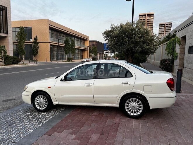 Nissan Sunny 2009, 190,000 km - 1.6 l - Bakı