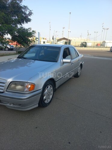 Mercedes C 200 1995, 388,000 km - 2.0 l - Bakı