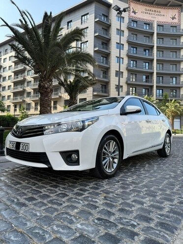 Toyota Corolla-4