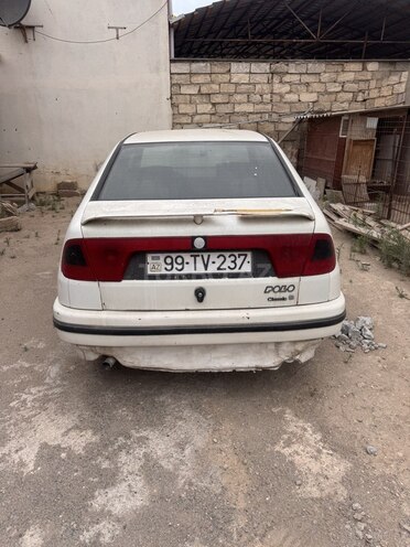 Volkswagen Polo 1995, 350,000 km - 1.6 l - Bakı