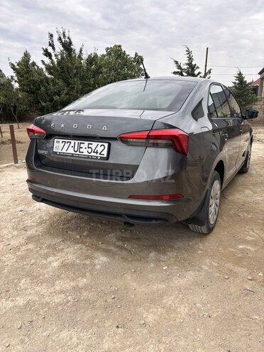 Skoda Rapid 2021, 76,000 km - 1.6 l - Bakı