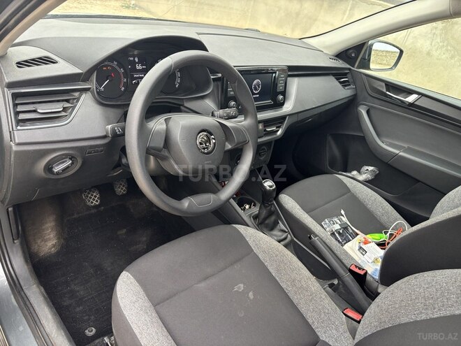 Skoda Rapid 2021, 76,000 km - 1.6 l - Bakı