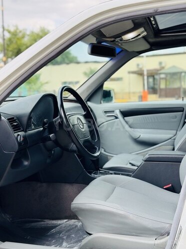Mercedes C 230 1999, 198,575 km - 2.3 l - İmişli