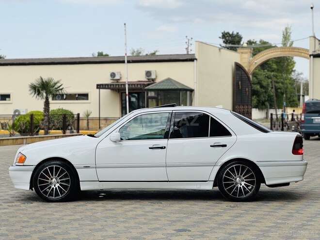 Mercedes C 230 1999, 198,575 km - 2.3 l - İmişli