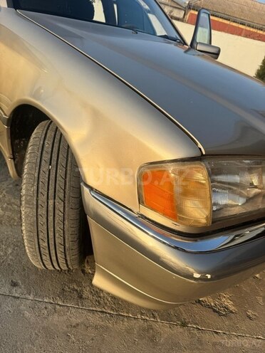 Mercedes C 220 1995, 356,000 km - 2.2 л - Bakı