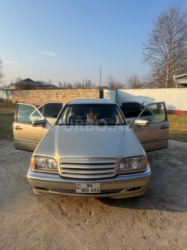 Mercedes C 220 1995, 356,000 km - 2.2 л - Bakı