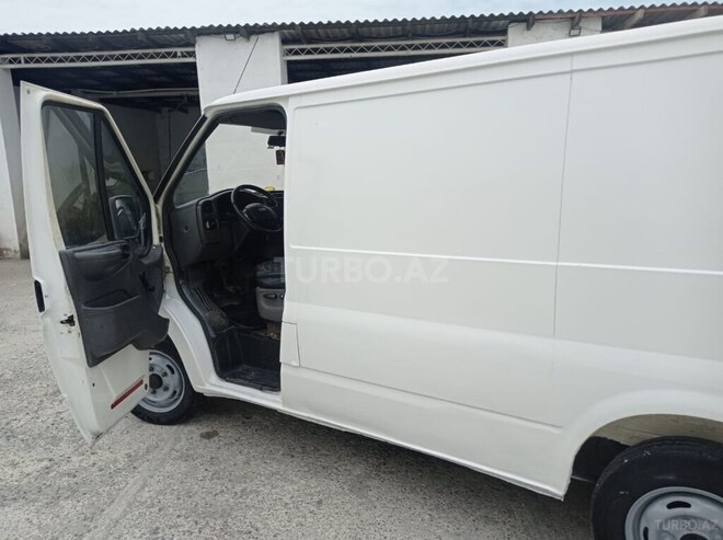Ford Transit 2002, 300,000 km - 2.2 l - Bakı