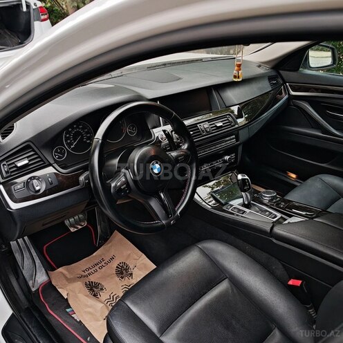 BMW 528-7