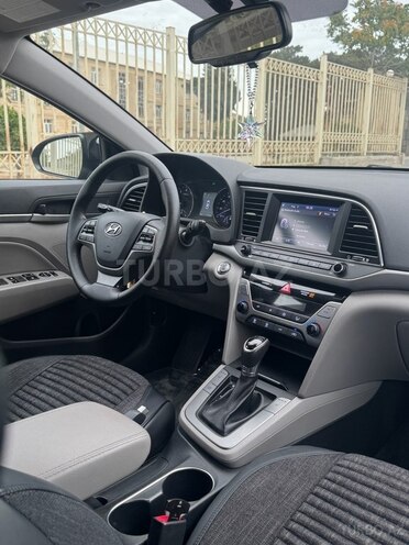 Hyundai Elantra 2017, 71,000 km - 2.0 л - Bakı