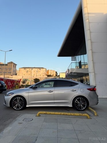 Hyundai Elantra 2018, 40,474 km - 1.6 l - Bakı