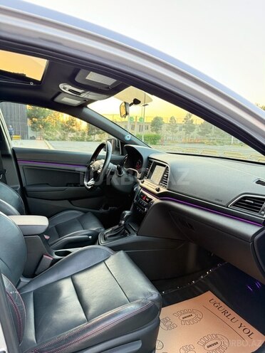 Hyundai Elantra 2018, 40,474 km - 1.6 l - Bakı