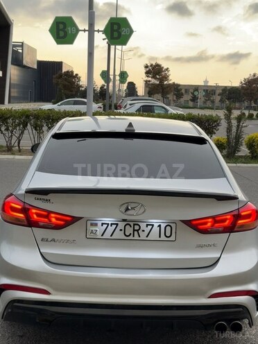 Hyundai Elantra 2018, 40,474 km - 1.6 l - Bakı