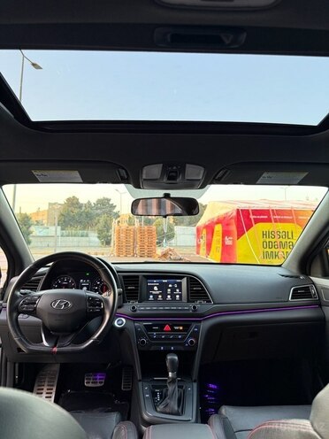 Hyundai Elantra 2018, 40,474 km - 1.6 l - Bakı