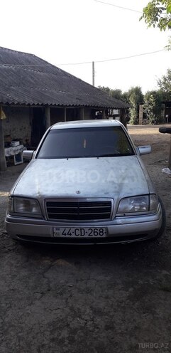 Mercedes E 250 1994, 160,000 km - 2.5 l - Masallı