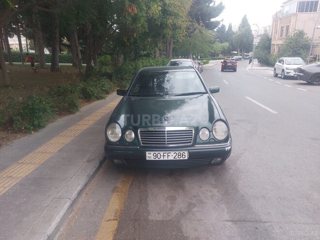 Mercedes E 230 1995, 370,000 km - 2.3 l - Bakı