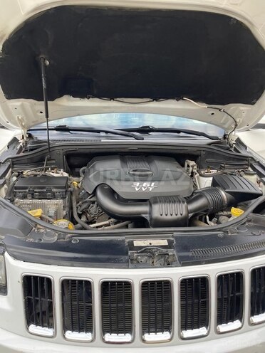 Jeep Grand Cherokee 2013, 176,000 km - 3.6 л - Sabirabad