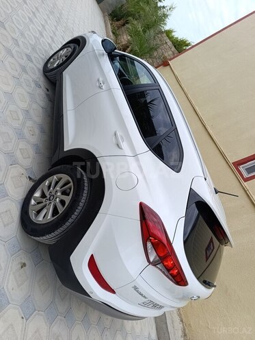 Hyundai Tucson-5