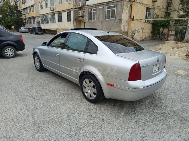 Volkswagen Passat 2003, 281,972 km - 2.3 l - Bakı