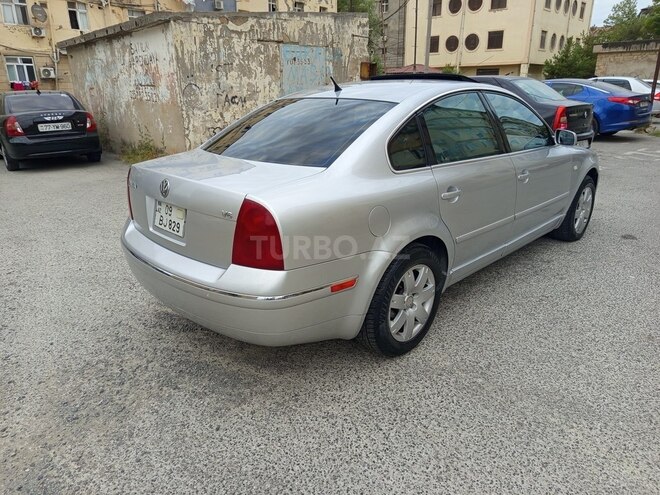Volkswagen Passat 2003, 281,972 km - 2.3 l - Bakı