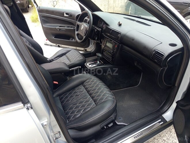 Volkswagen Passat 2003, 281,972 km - 2.3 l - Bakı