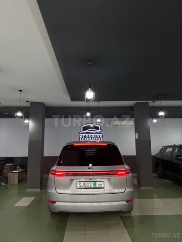 Li Auto L9 2024, 0 km - 1.5 л - Bakı
