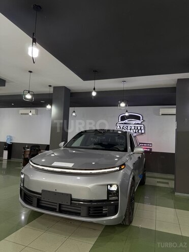 Li Auto L9 2024, 0 km - 1.5 л - Bakı