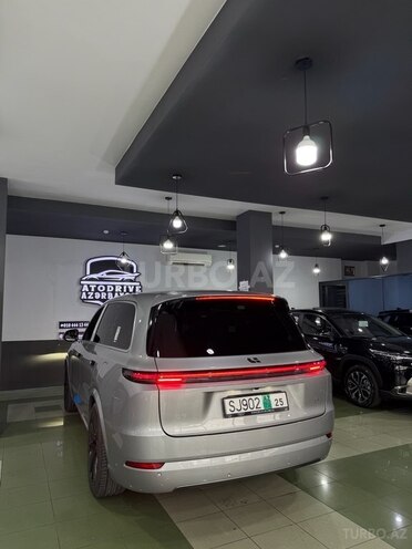 Li Auto L9 2024, 0 km - 1.5 л - Bakı