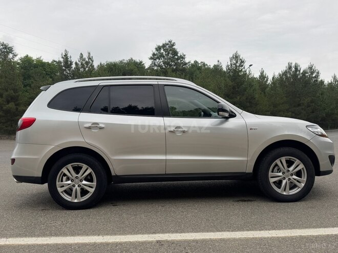Hyundai Santa Fe 2009, 140,000 km - 2.0 l - Qusar