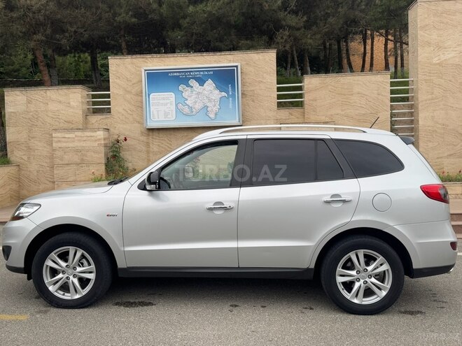 Hyundai Santa Fe 2009, 140,000 km - 2.0 l - Qusar