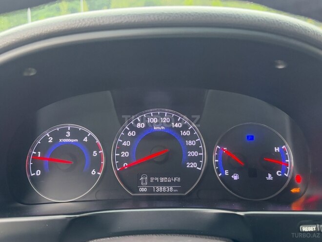Hyundai Santa Fe 2009, 140,000 km - 2.0 l - Qusar