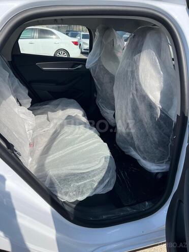 BYD Destroyer 05-13