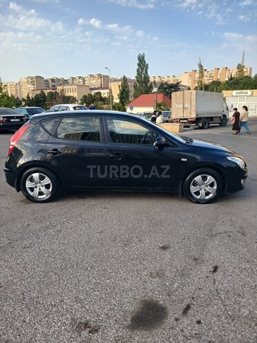 Hyundai i30-4