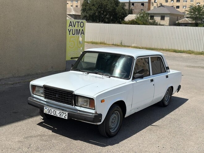 LADA (VAZ) 2107 2008, 14,100 km - 1.6 l - Salyan