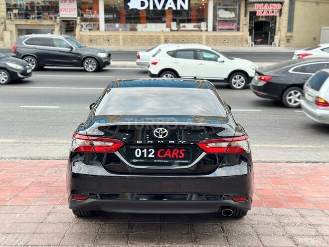 Toyota Camry-4